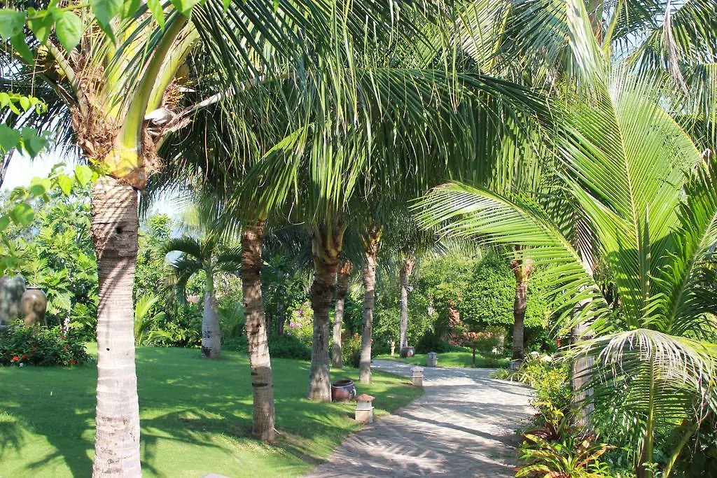 Takalau Residence & Resort Фантхьет